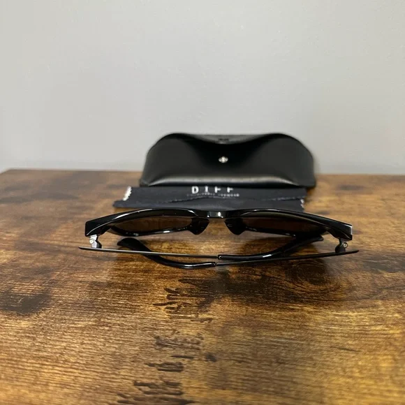 Diff Eyewear Black Sunglasses with Case - Picture 6 of 12